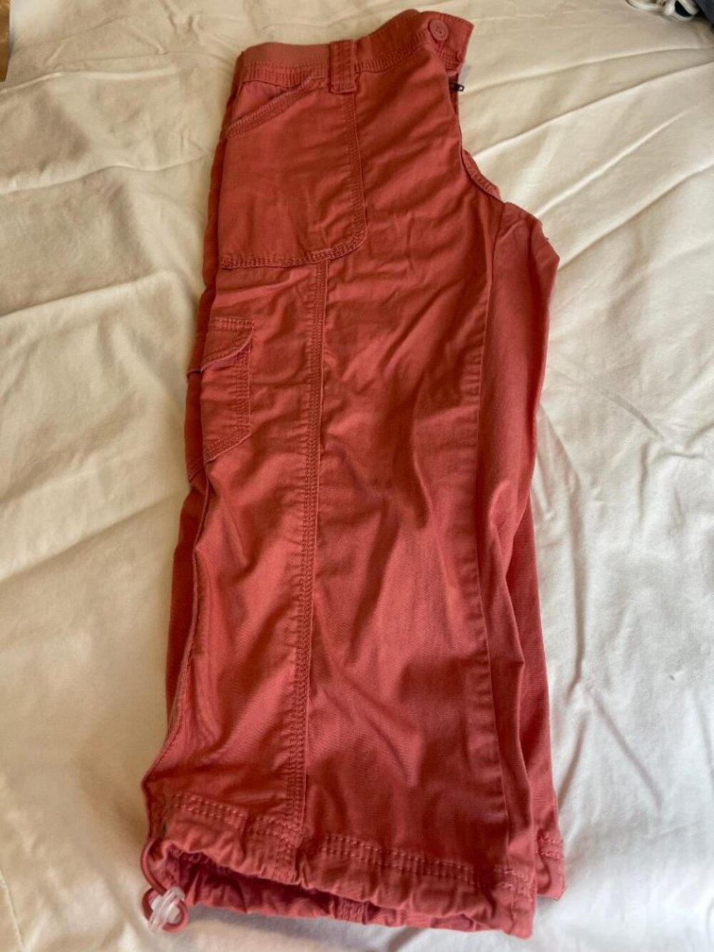 Style & Co. Mid-Rise Cargo Capri Pants - Coral
